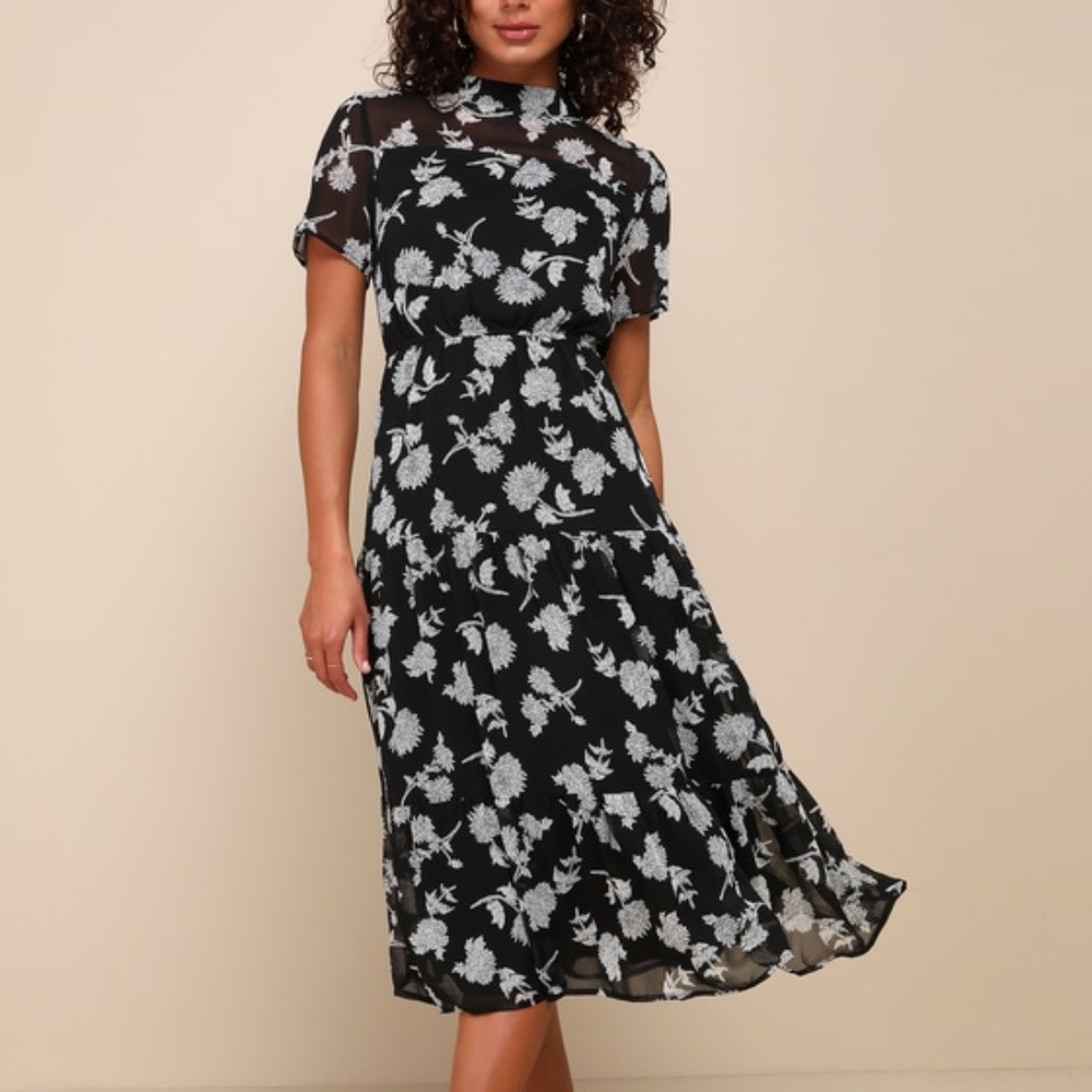 Lulus Floral Dressed Up Black Floral Print Midi Dress - Size S